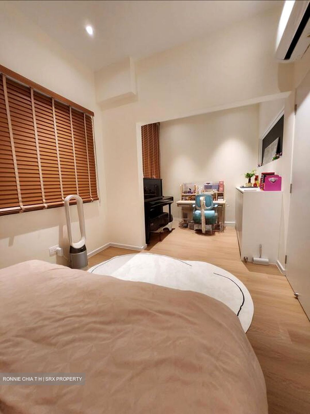 Zephyr Park (D16), Terrace #503869551